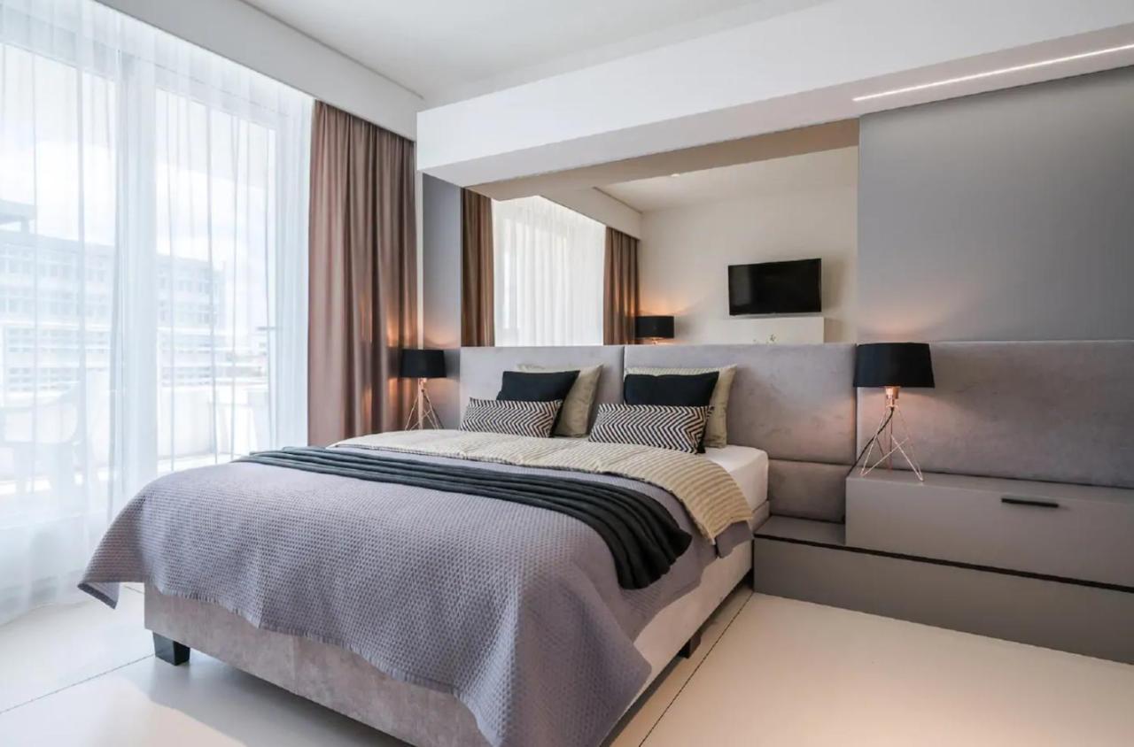 Absyntapart Market Square Apartment *